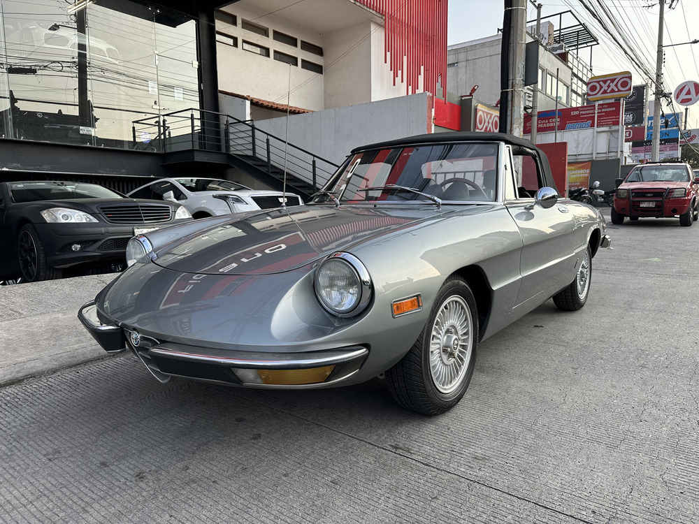 Alfa Romeo 2000 Veloce Spider