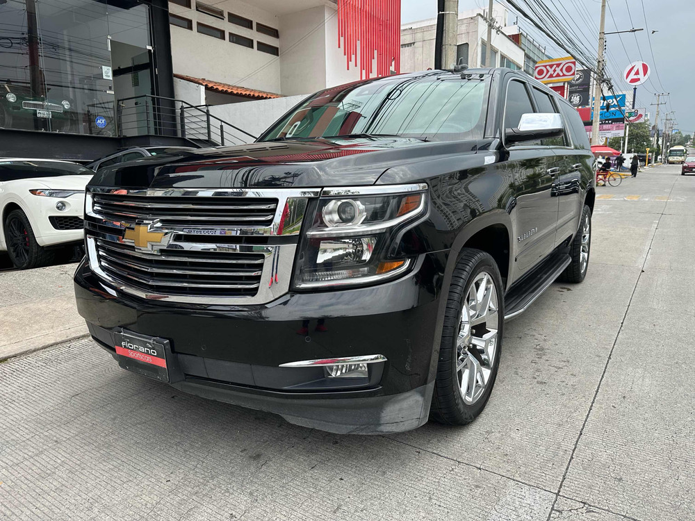 Chevrolet Suburban 2018 5.4 Premier Piel 4×4 At